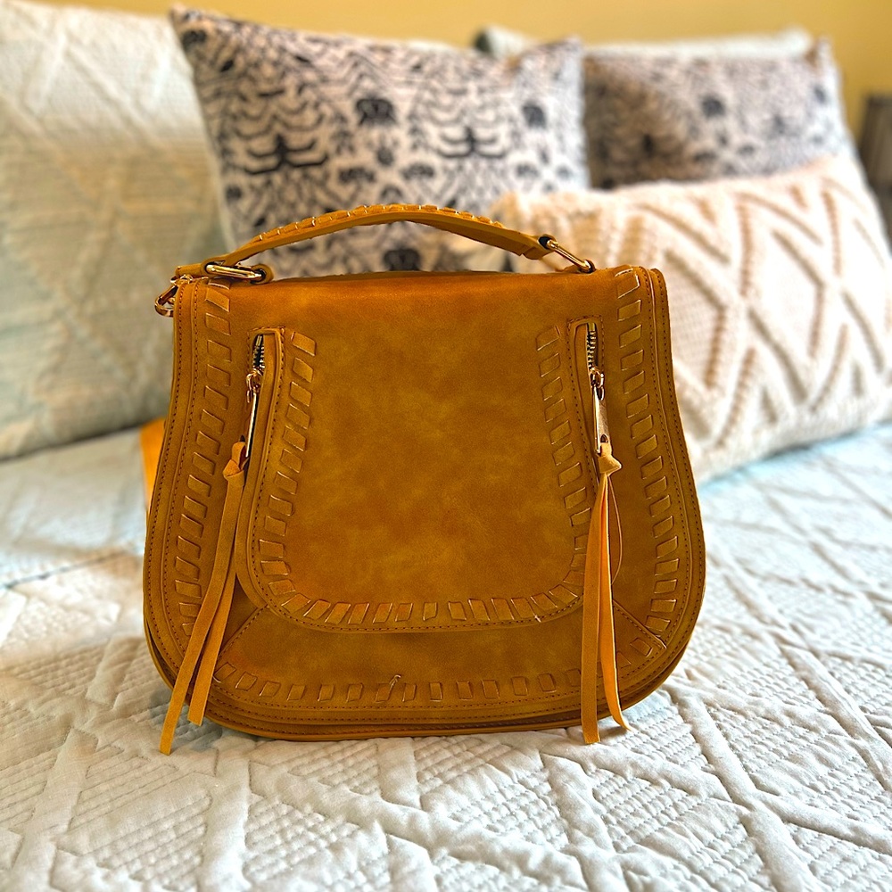 Women’s hand bag/ cross body bag